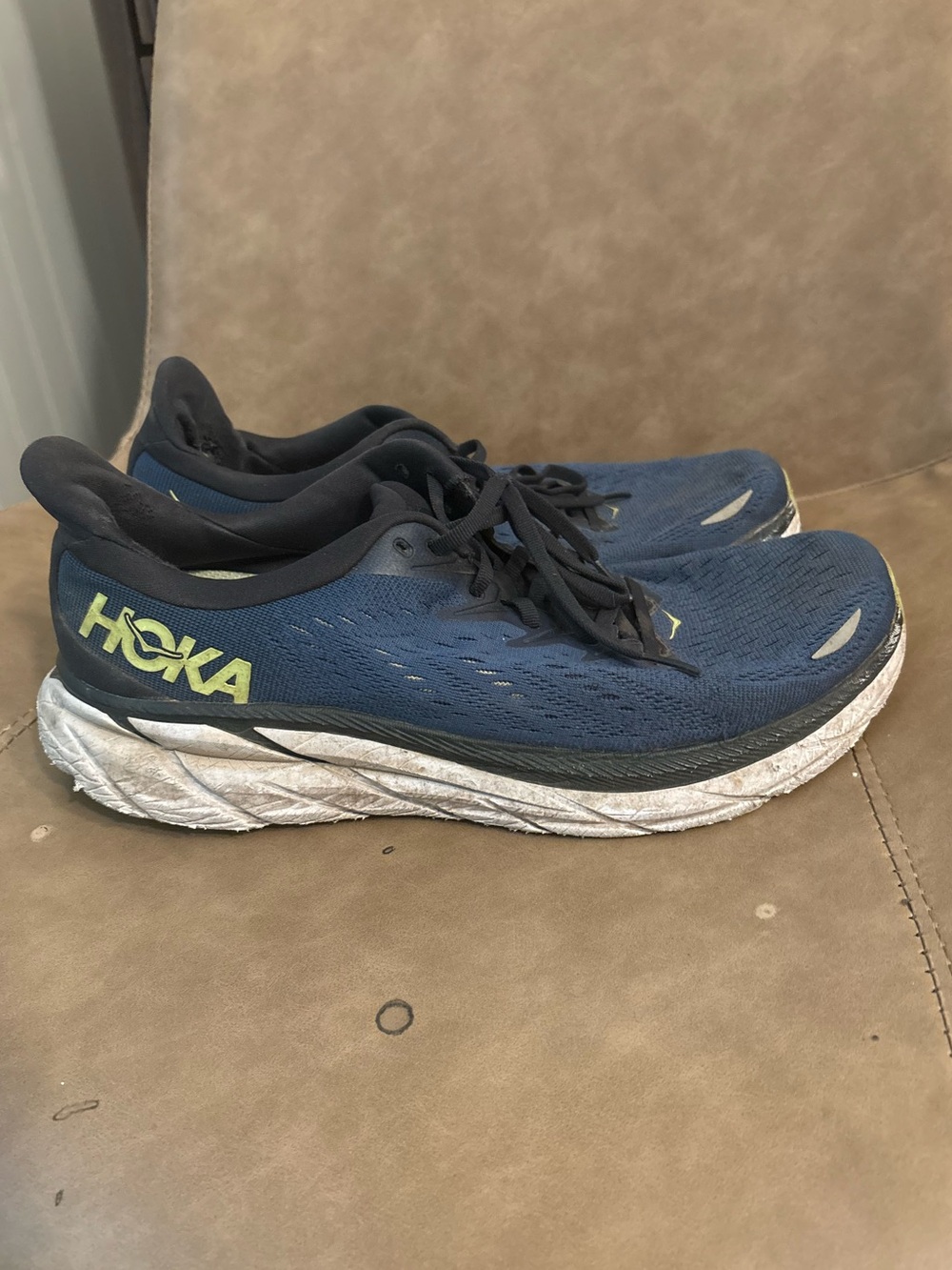 Hoka blue Clifton 8 running walking wide shoes size 10.5